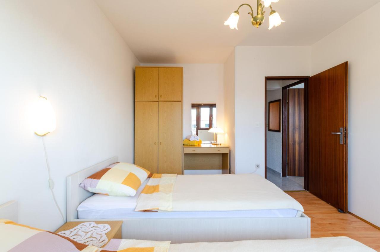 Apartmani Suncica 塞尔瑟 外观 照片