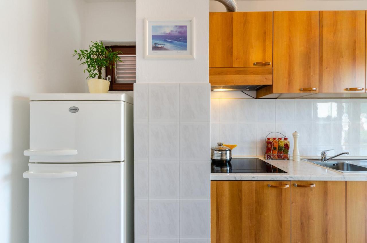 Apartmani Suncica 塞尔瑟 外观 照片